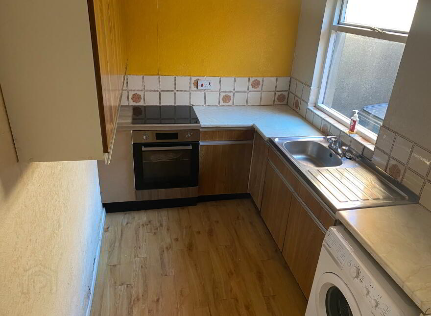 4 Daphne Street, Belfast, BT12 5PQ