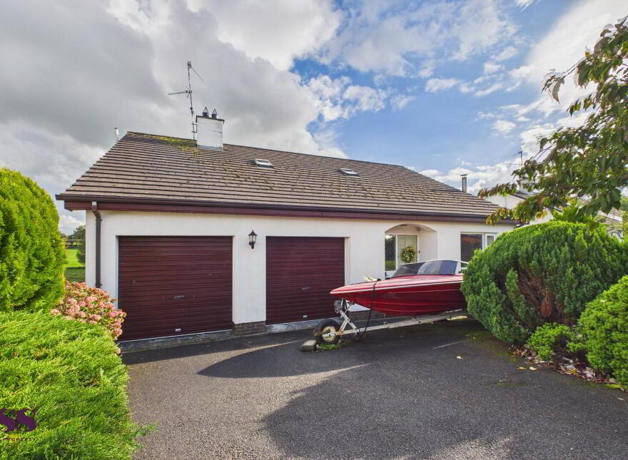 18 Brentwood Park, Richhill, BT61 9JG