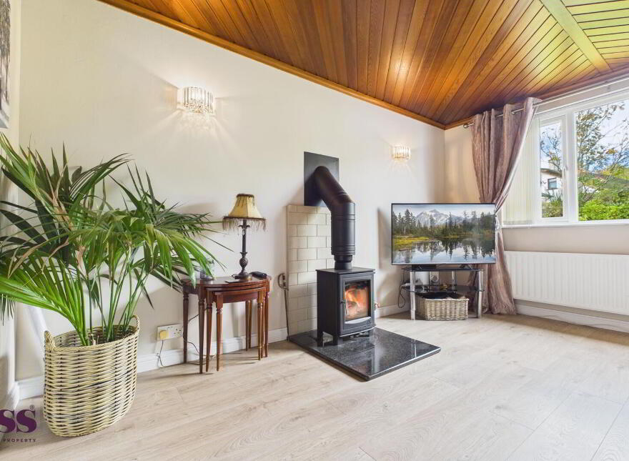 18 Brentwood Park, Richhill, BT61 9JG