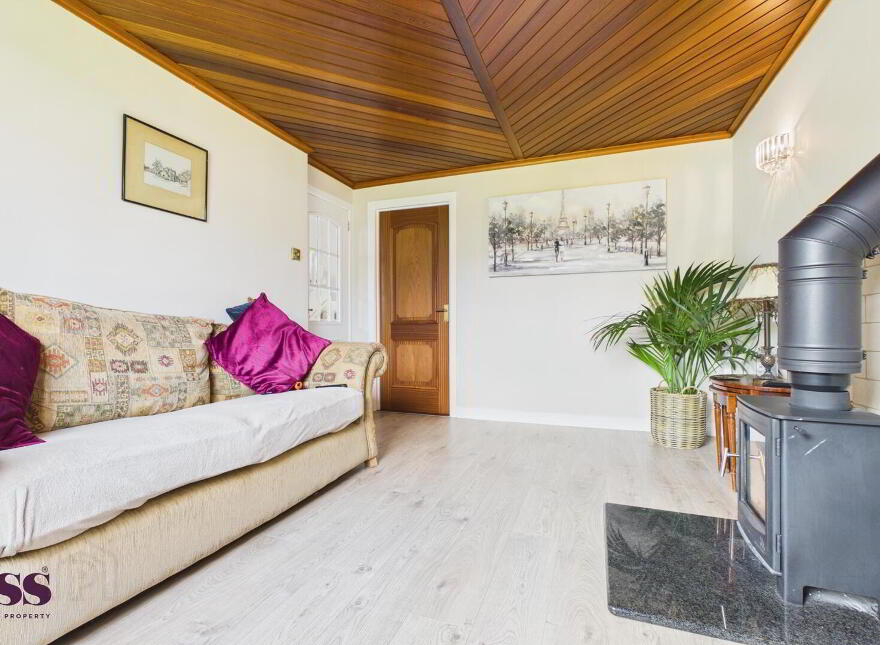 18 Brentwood Park, Richhill, BT61 9JG