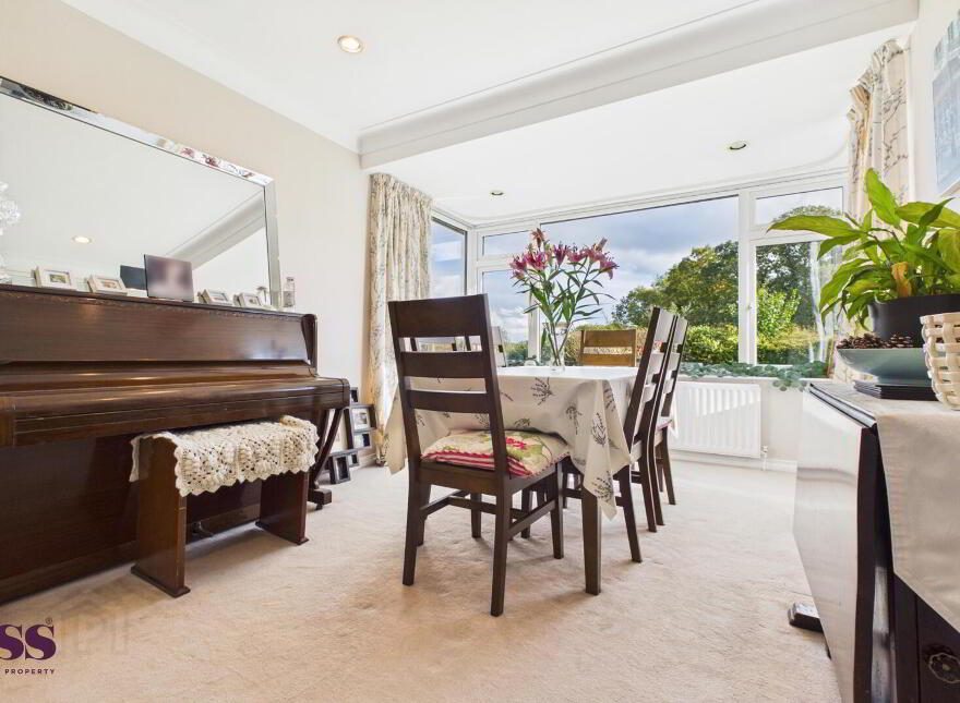 18 Brentwood Park, Richhill, BT61 9JG