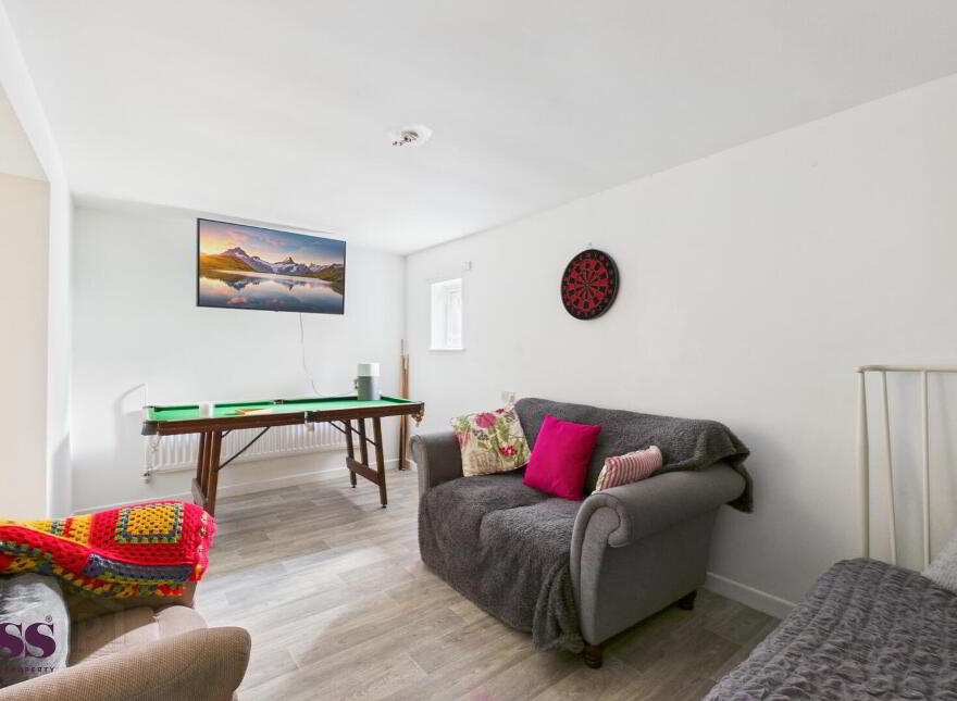 18 Brentwood Park, Richhill, BT61 9JG