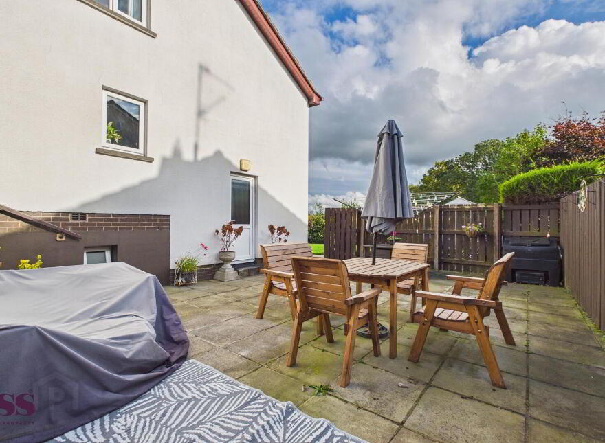 18 Brentwood Park, Richhill, BT61 9JG