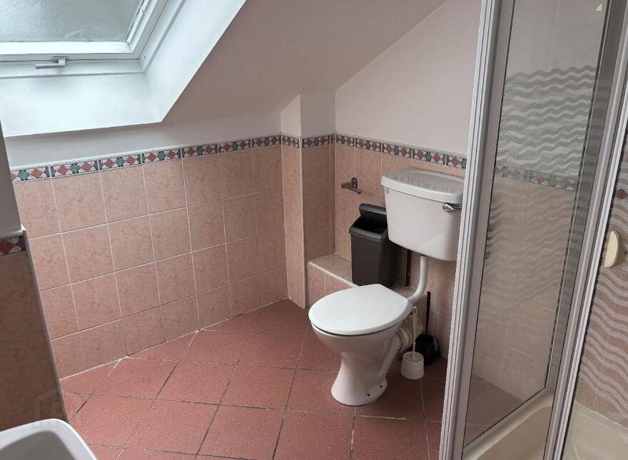 15 Glasán, Student Village, Ballybane, H91EN2A
