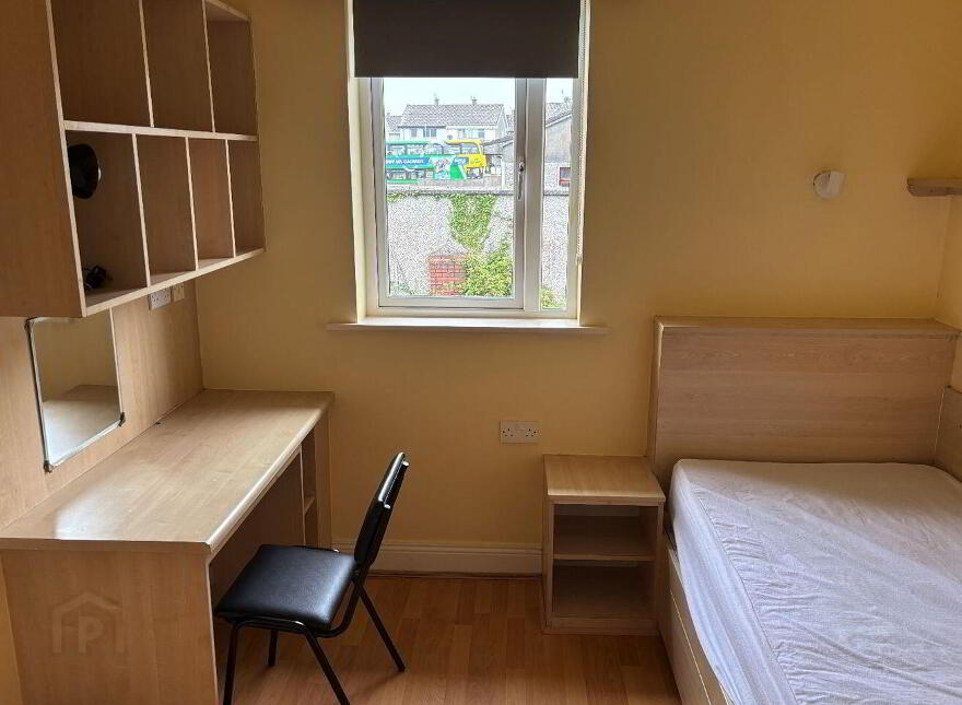15 Glasán, Student Village, Ballybane, H91EN2A