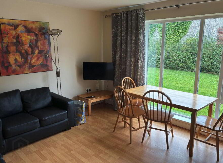 15 Glasán, Student Village, Ballybane, H91EN2A