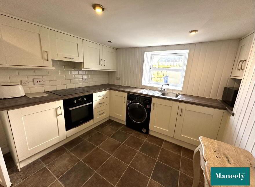 7 The Square, Moy, BT71 7SH