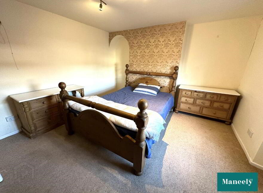 7 The Square, Moy, BT71 7SH