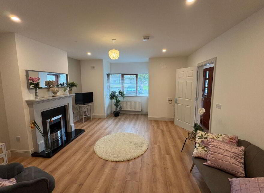 42 O'Carolan's Court, Kilronan, Ballyfarnon, F52EK03