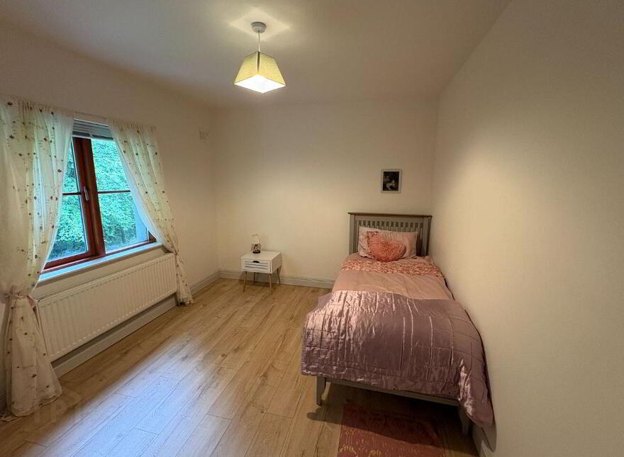 42 O'Carolan's Court, Kilronan, Ballyfarnon, F52EK03