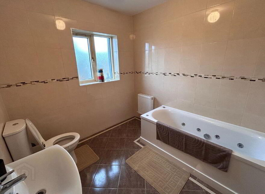 63 Dealg Bán, Ladysbridge, P25R284