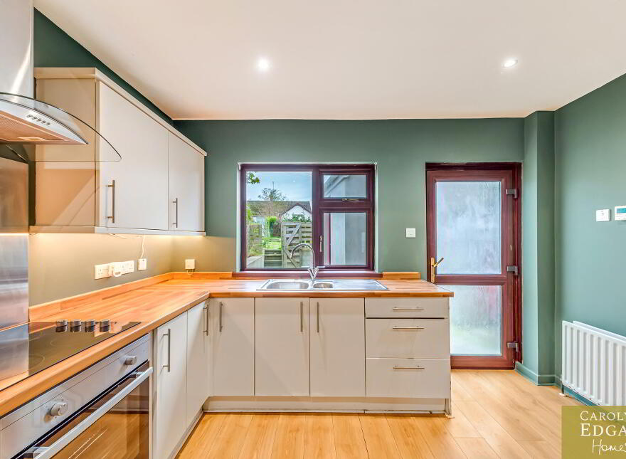 51 Steel Dickson Avenue, Portaferry, Newtownards, BT22 1LE