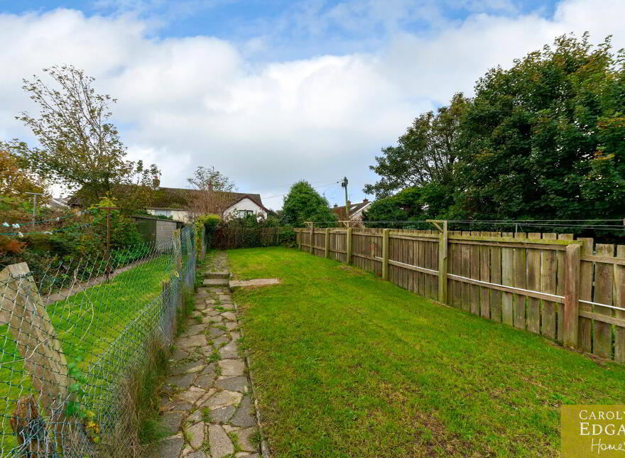 51 Steel Dickson Avenue, Portaferry, Newtownards, BT22 1LE
