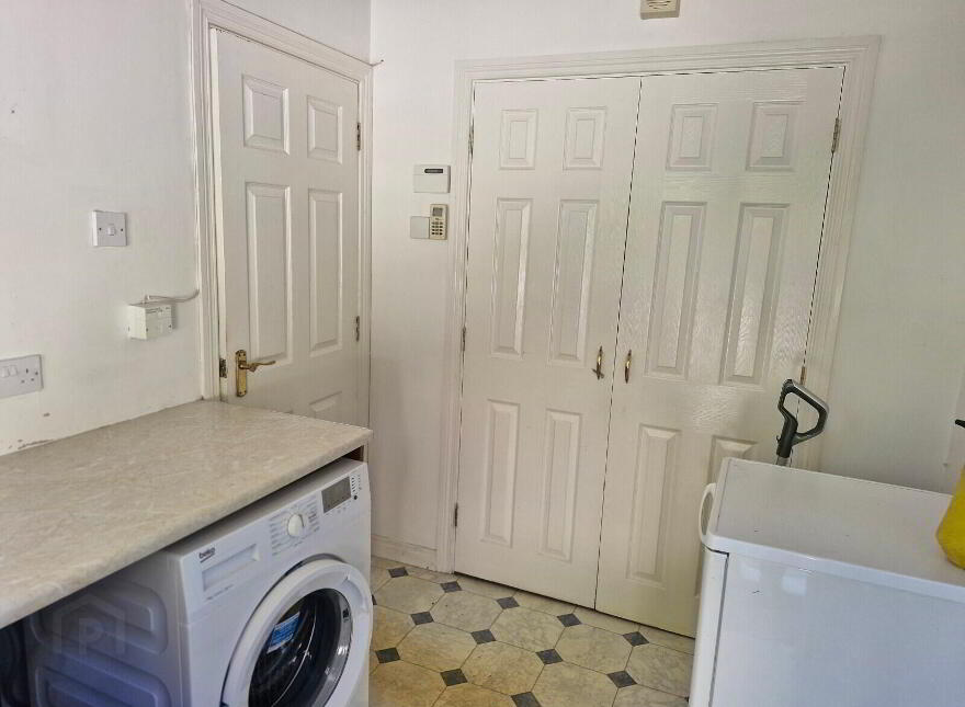 10B Kilbroney Road, Rostrevor, Newry, BT34 3BH