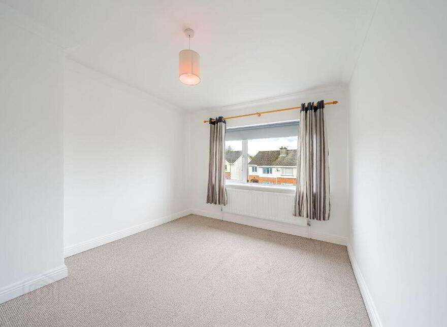 19 Rossmór, Pontoon Road, Castlebar, F23D584