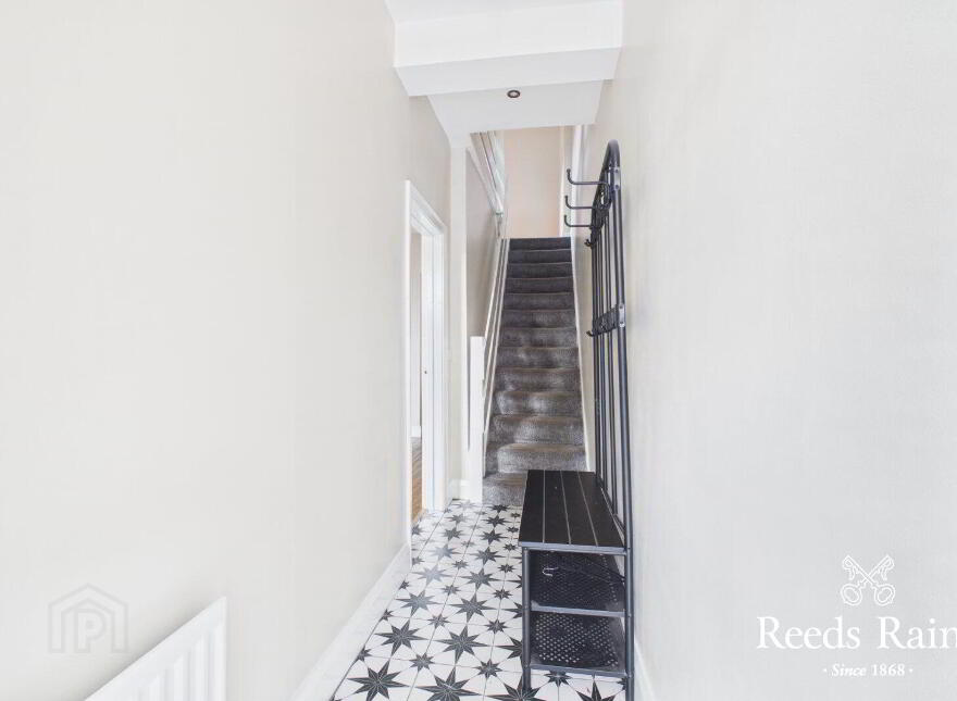 204 Ravenhill Road, Belfast, BT6 8EF