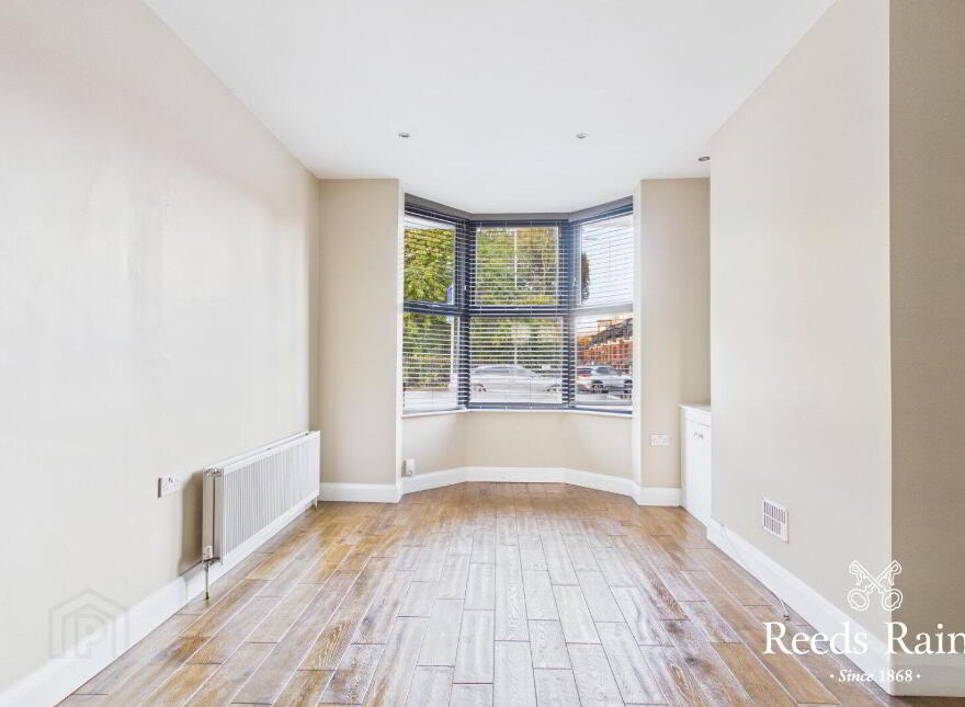 204 Ravenhill Road, Belfast, BT6 8EF