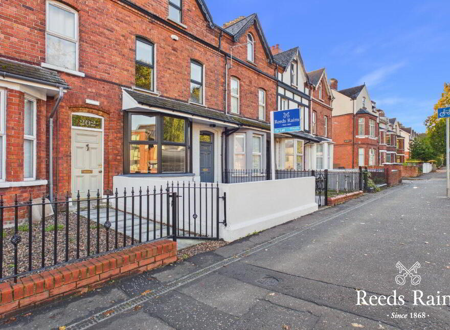 204 Ravenhill Road, Belfast, BT6 8EF