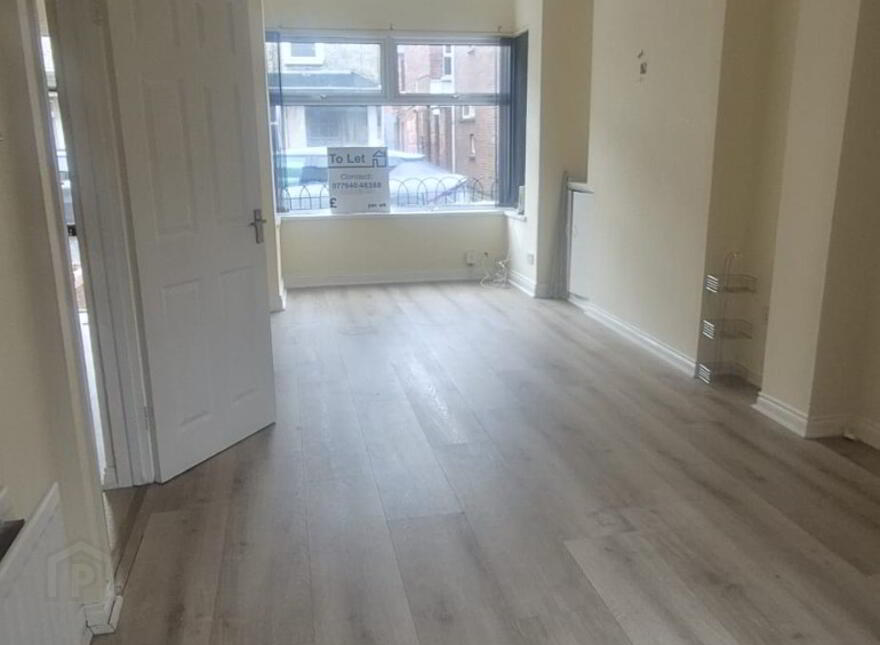 2 Victoria Avenue, Belfast, BT4 1QY photo