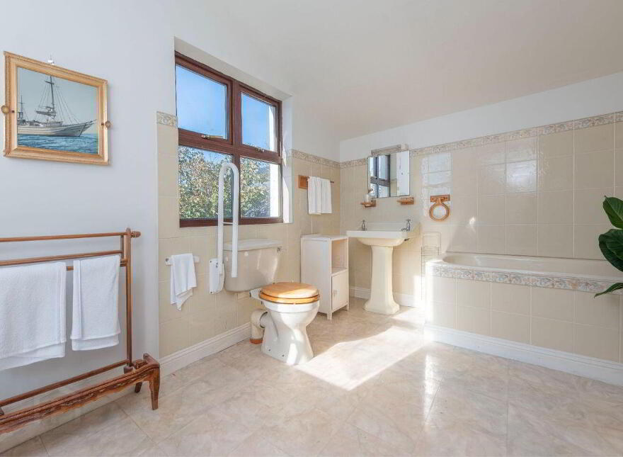Glenorney, Upper Galway City Centre, Galway City Centre, H91X00K