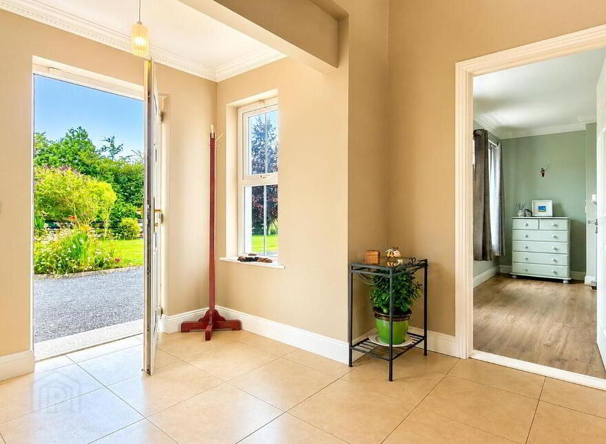 Coolaleena, Glasson, The Pigeons, N37X097