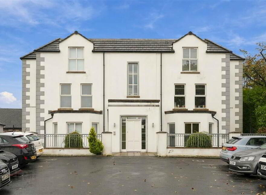 241d Saintfield Road, Belfast, BT8 6PS