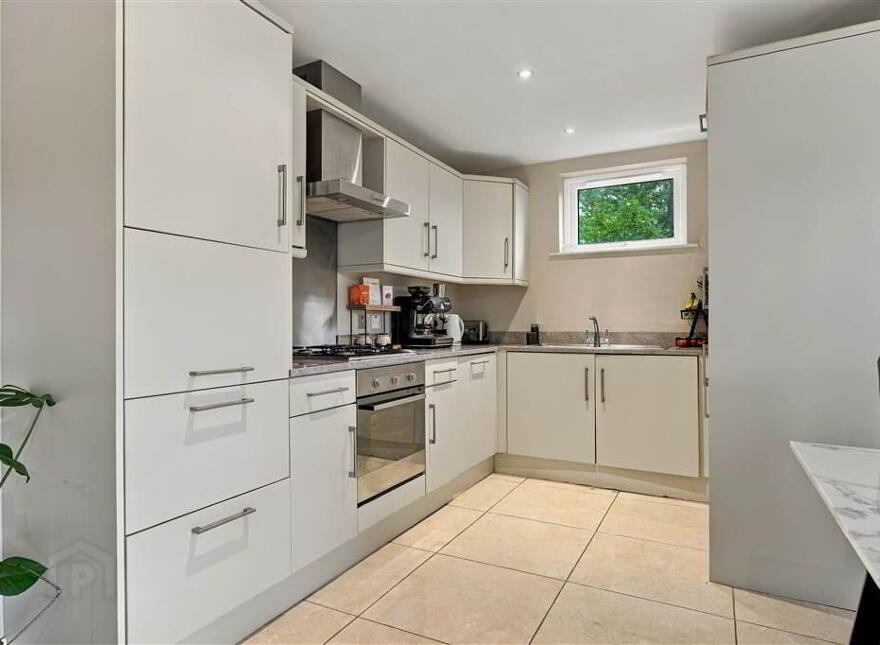 241d Saintfield Road, Belfast, BT8 6PS