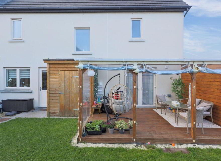 24 Whitethorn Lawn, Naas, W91RH6E
