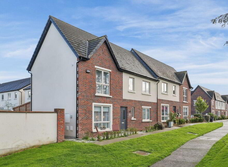 24 Whitethorn Lawn, Naas, W91RH6E