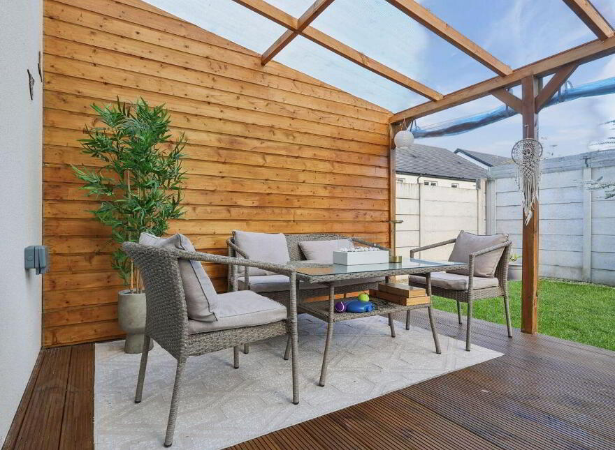 24 Whitethorn Lawn, Naas, W91RH6E