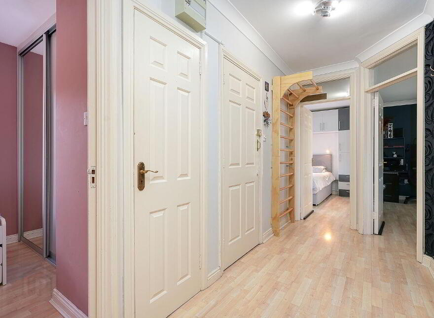 16 Kings Inns Court, Phibsborough, Phibsborough, D07