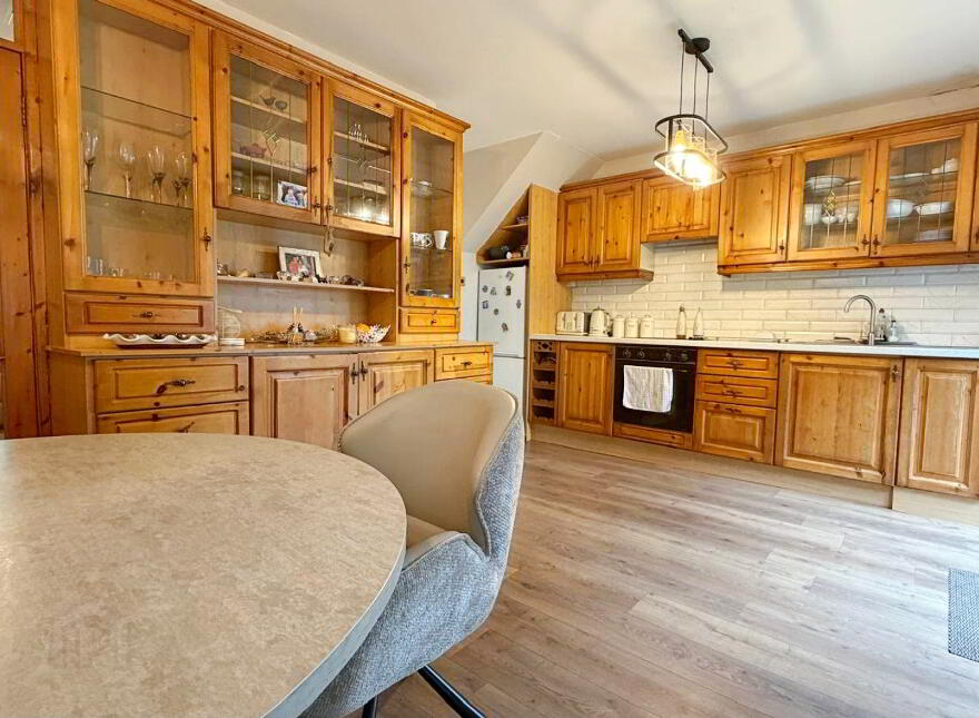 90 Meadowview Grove, Hillcrest, Lucan, K78R5P1