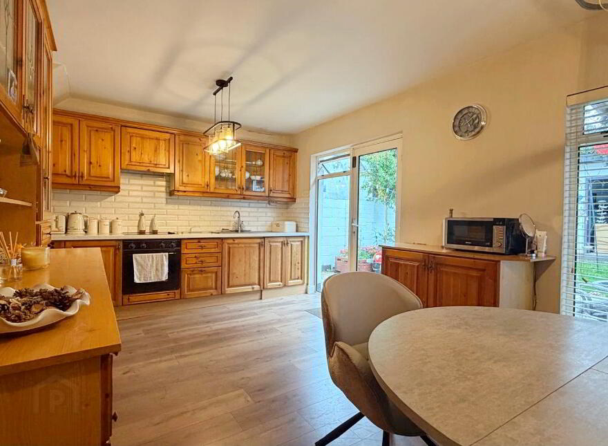 90 Meadowview Grove, Hillcrest, Lucan, K78R5P1