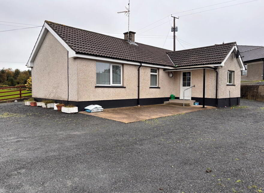 33 Teconnaught Road, Downpatrick, BT30 8QB