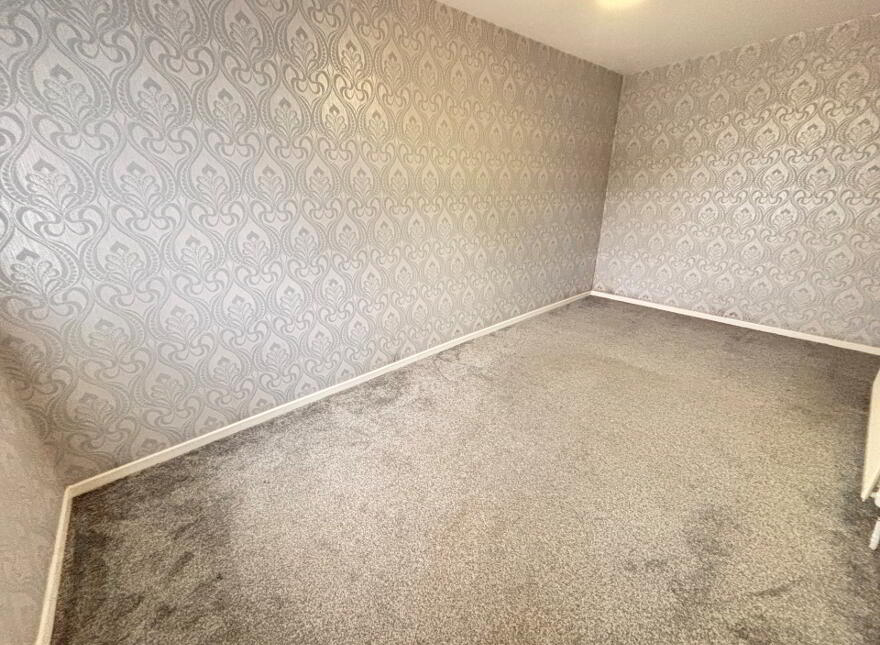 33 Teconnaught Road, Downpatrick, BT30 8QB