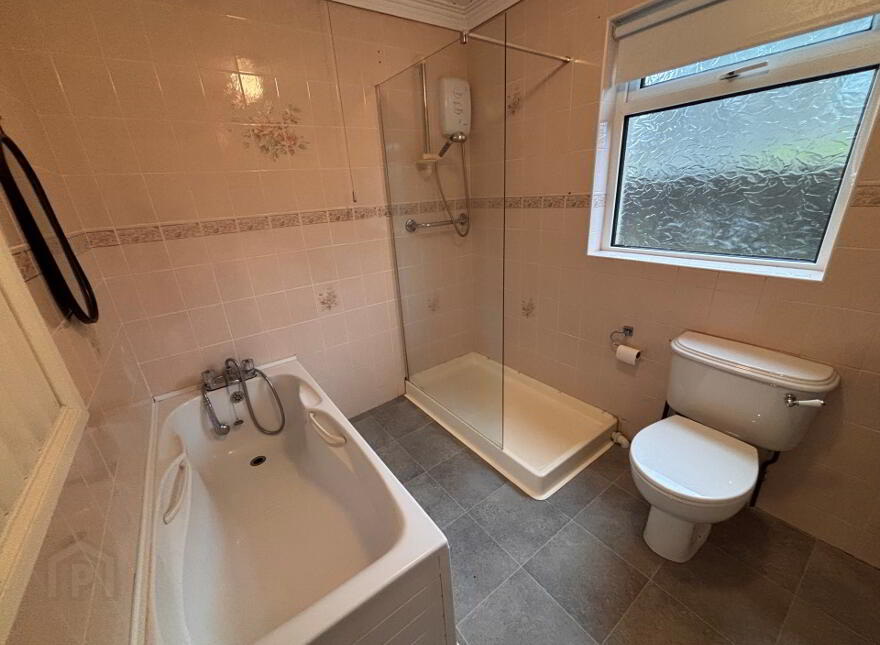 33 Teconnaught Road, Downpatrick, BT30 8QB