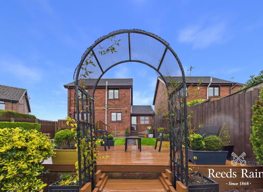 35 Hampton Park, Bangor, BT19 7GL