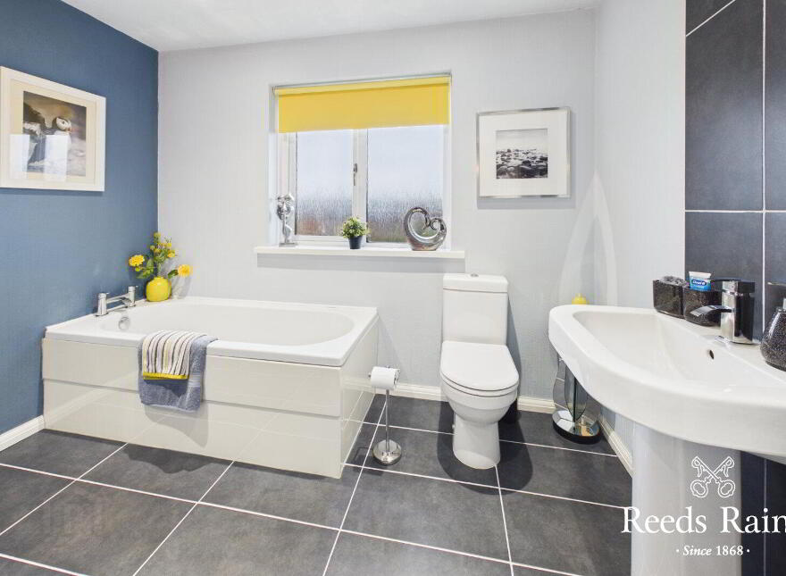 35 Hampton Park, Bangor, BT19 7GL