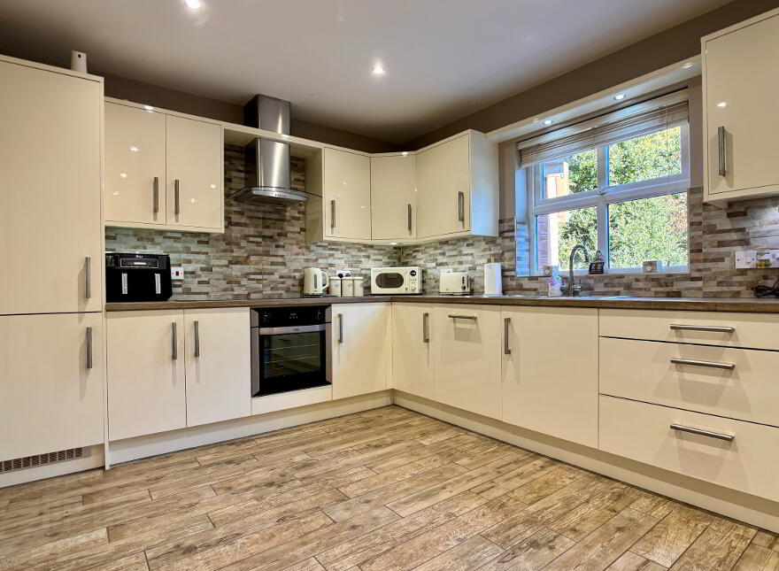 24 Taughrane Lodge, Dollingstown, BT66 7UH