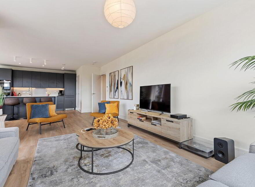 Apt 11, Papworth Hall, Brennanstown Wood, Dublin 18, D18Y3KD