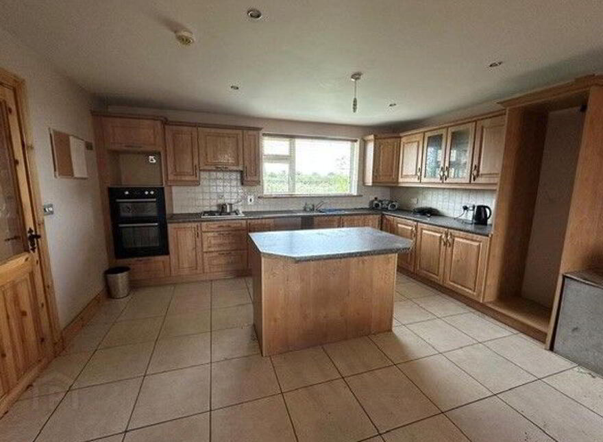 Graigue, Horse And Jockey, Thurles, E41YW83
