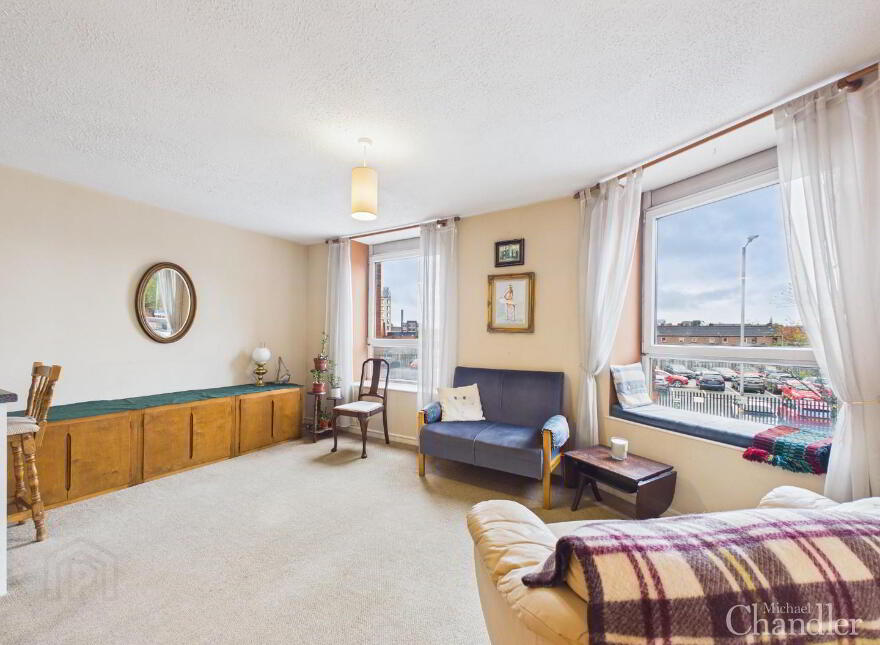 Apt 2 Tyrone House, Adelaide Street, Belfast, BT2 8HH