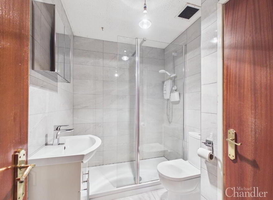 Apt 2 Tyrone House, Adelaide Street, Belfast, BT2 8HH