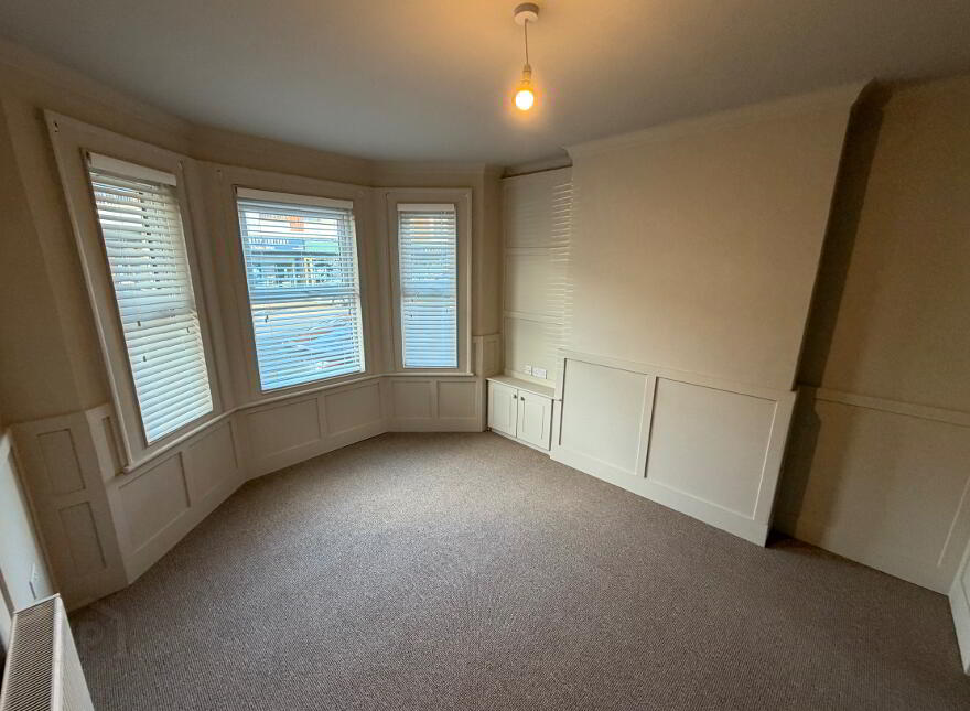 170 Kingsway, Dunmurry, Belfast, BT17 9AD