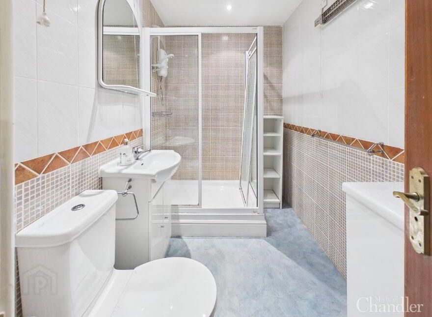 Apt 1 Tyrone House, Adelaide Street, Belfast, BT2 8HH