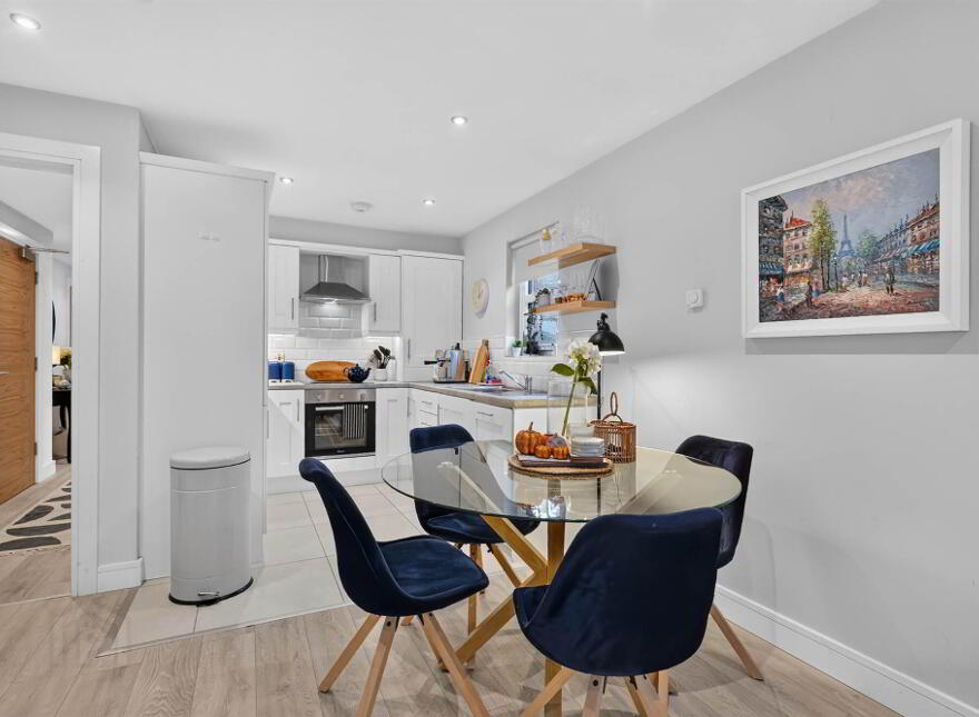 Apt 4 Locksley Mews, 114 Upper Lisburn Road, Belfast, BT10 0BD