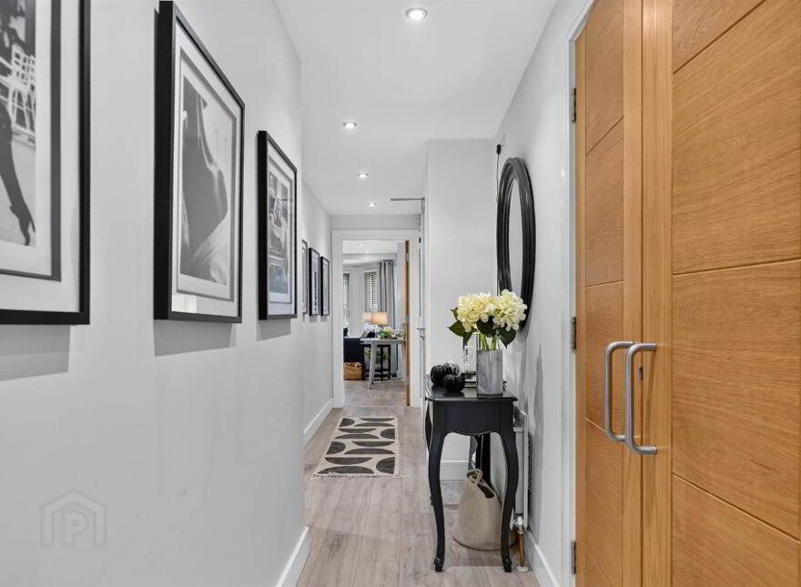 Apt 4 Locksley Mews, 114 Upper Lisburn Road, Belfast, BT10 0BD