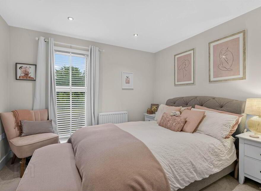Apt 4 Locksley Mews, 114 Upper Lisburn Road, Belfast, BT10 0BD