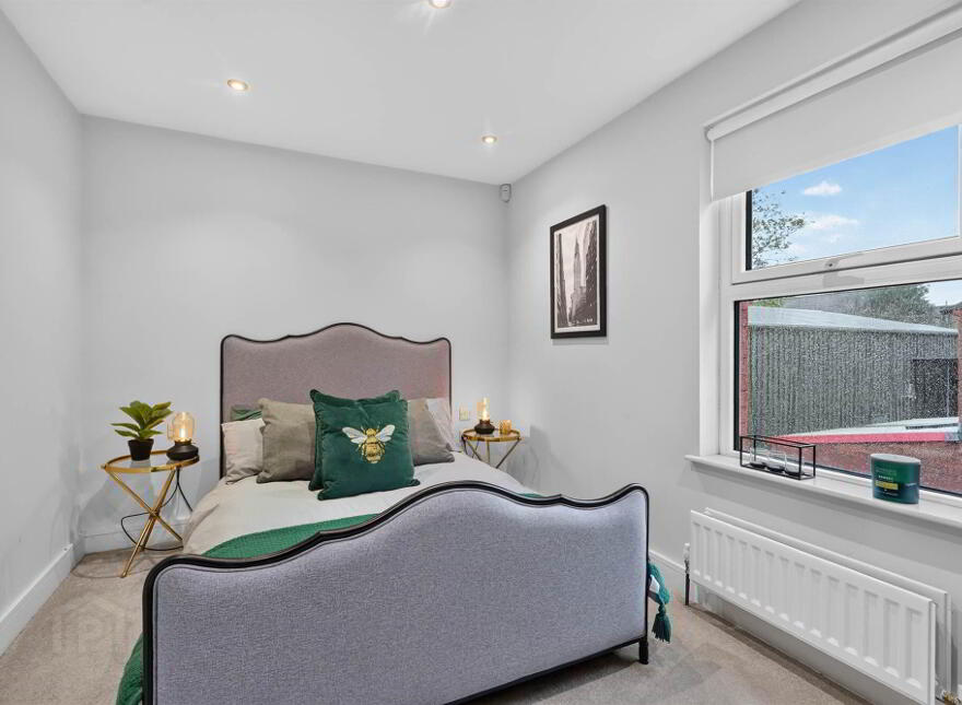Apt 4 Locksley Mews, 114 Upper Lisburn Road, Belfast, BT10 0BD
