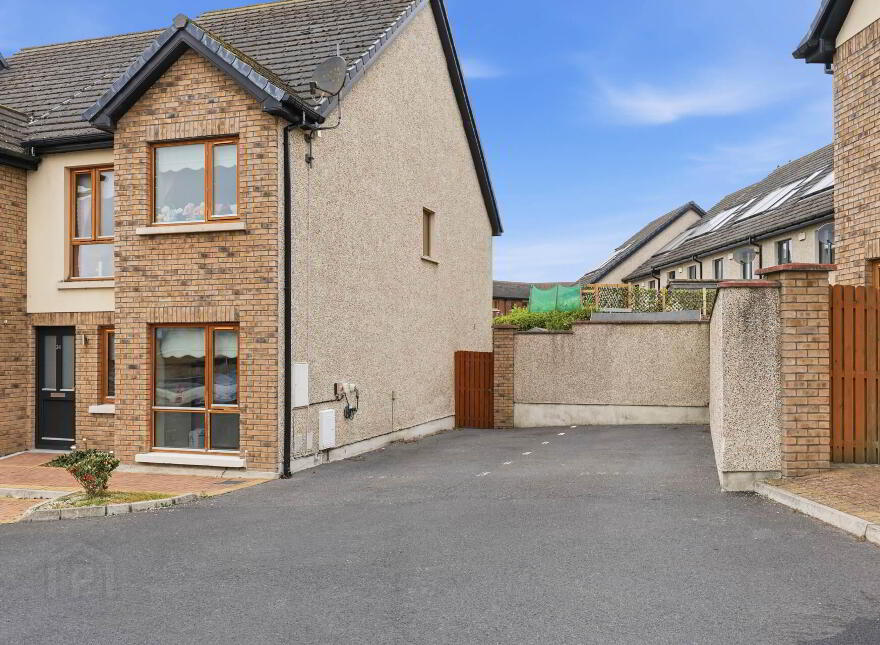 34 Millbourne Avenue, Ashbourne, A84K793